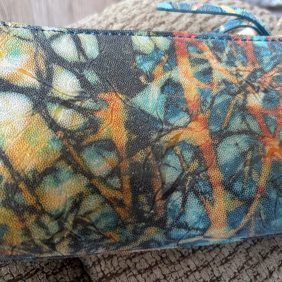 HOBO INTERNATIONAL SUMMERTIME ABSTRACT WALLET - NWT - Picture 14 of 15